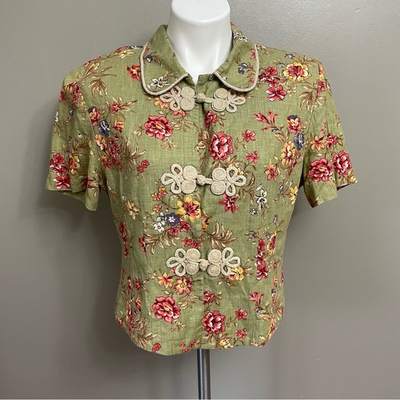 Jessica Howard Tops - Vintage Jessica Howard women’s size 12 Floral Shirt linen toggle Cottagecore
